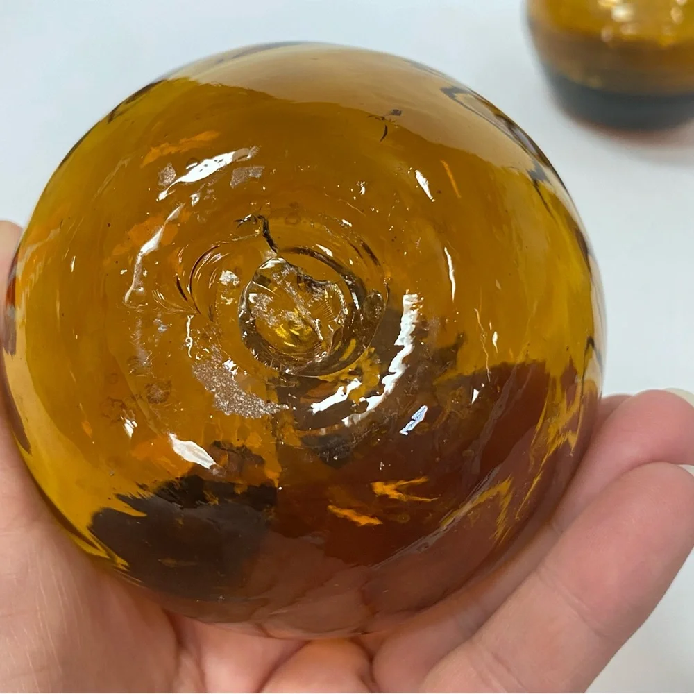 Set of 2 Vintage Root Beer Amber Swirled Glass Vase w/ applied handle